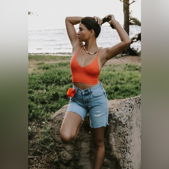 Levi’s Premium 90’s Loose Fit Distressed Jean Shorts in Sketch Artist NEW - Picture 6 of 12